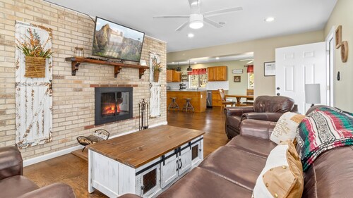 Estes Mtn Escape-4 bedroom Amazing Views