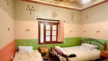 6 bedrooms, WiFi