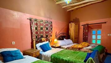 6 bedrooms, WiFi