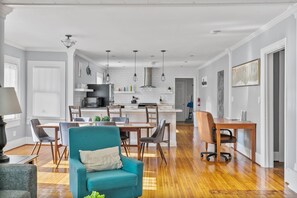 Interior - Mins to Airport & Downtown-Beautiful Tarrant Home (Birmingham)