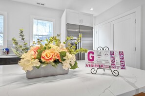 Interior - 6BR4Bth Parking/BOS/MIT/Harvard/TD Garden (Somerville)