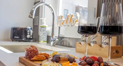 NEW 9BR6Bth Parking MIT Harvard Boston Walk to T