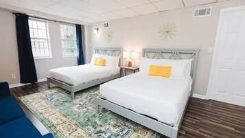 4 Schlafzimmer, Bügeleisen/Bügelbrett, Reisekinderbett, kostenloses WLAN