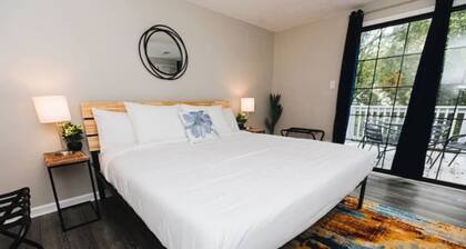 Avondale Home, Mins to Downtown-Forest Park Place