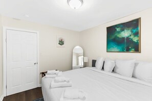 Iron/ironing board, travel cot, free WiFi, bed sheets