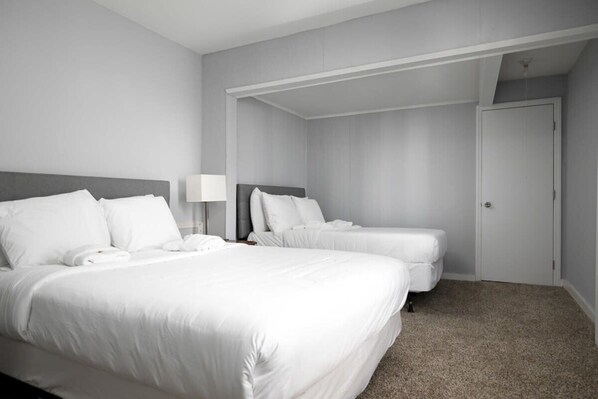 3 bedrooms, iron/ironing board, travel crib, free WiFi