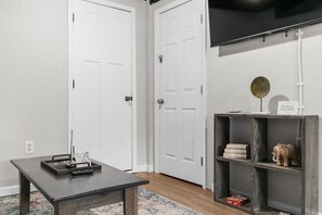 Interior - Near Hospital & Dining- Beds on Broadmoor - Unit B (Birmingham)