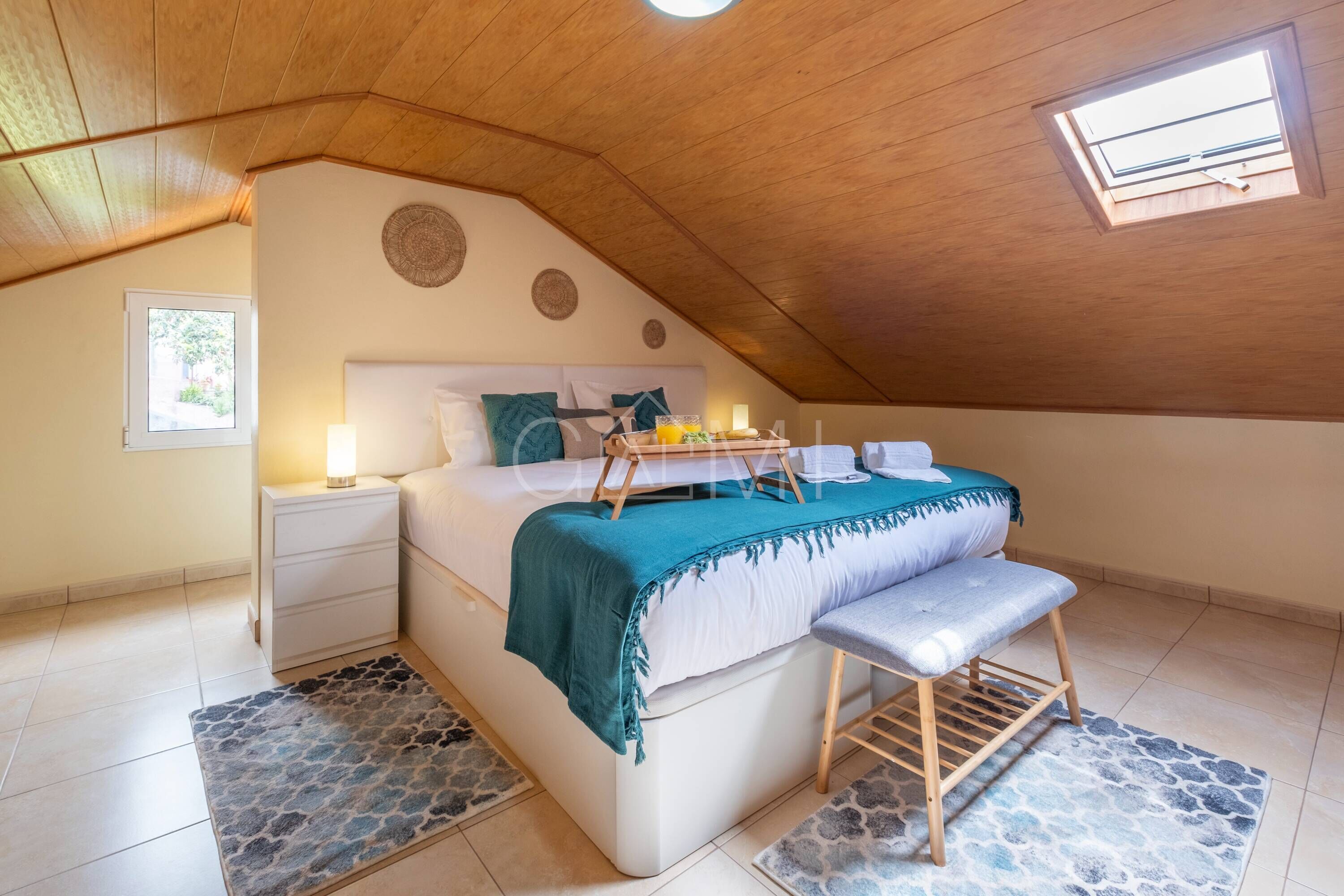 1 camera, ferro/asse da stiro, accesso a Internet, lenzuola