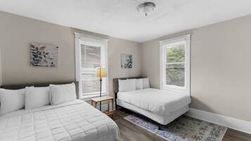 4 bedrooms, iron/ironing board, travel crib, free WiFi