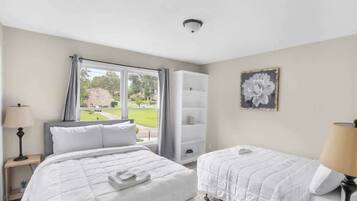 4 bedrooms, iron/ironing board, travel crib, free WiFi