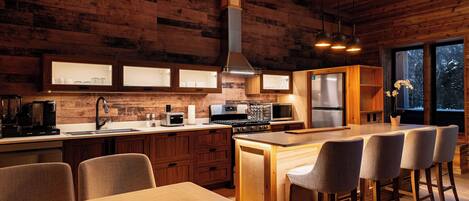 ميكروويف، فرن، موقد طهي مسطح، غسالة أطباق