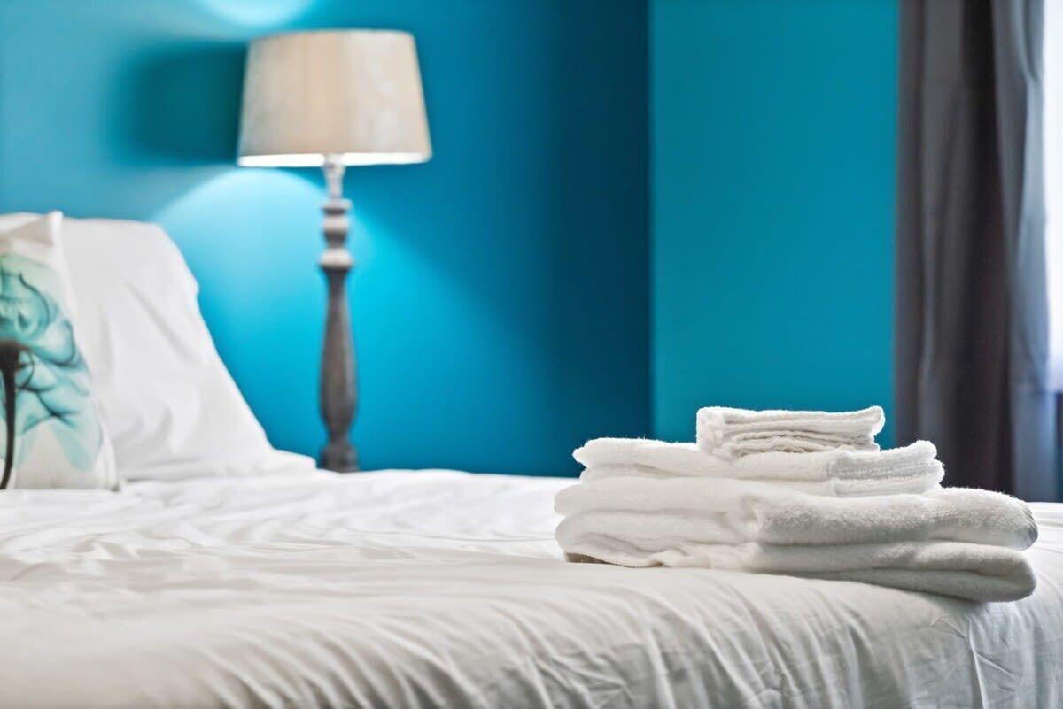 3 bedrooms, iron/ironing board, travel cot, free WiFi