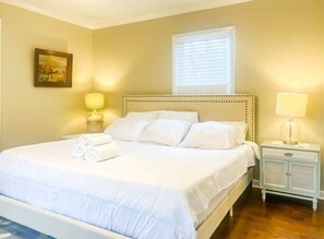 1 chambre, fer et planche à repasser, lit parapluie, Wi-Fi gratuit