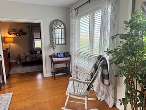 2 makuuhuonetta, ilmainen Wi-Fi, vuodevaatteet