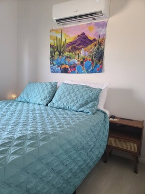 2 bedrooms, WiFi, bed sheets