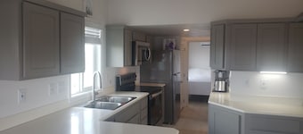 Colorado River south of Parker Pool, Spa, Gym, Beach, Boat & Watercraft Launch