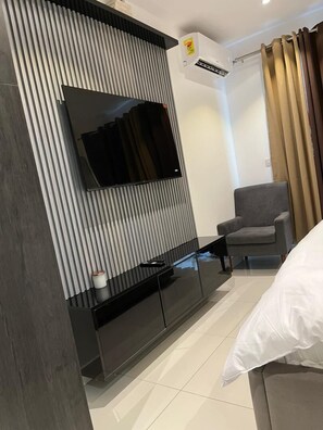 Deluxe Studio, Garden View