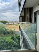 Deluxe Studio, Garden View | Terrace/patio