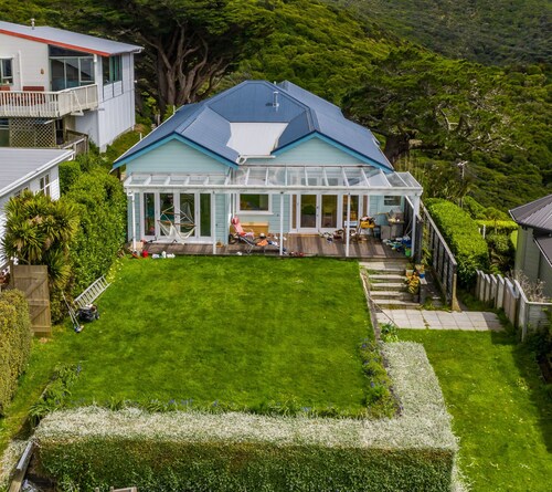 A large modern home in central Wellington. Harbour and bush views.