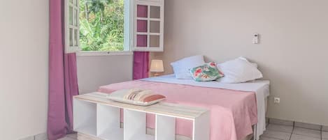 2 Schlafzimmer, Bügeleisen/Bügelbrett, WLAN, Bettwäsche