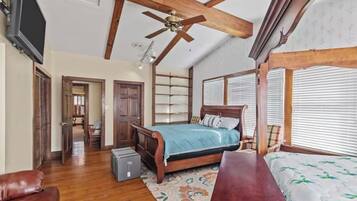 3 habitaciones, tabla de planchar con plancha y wifi gratis