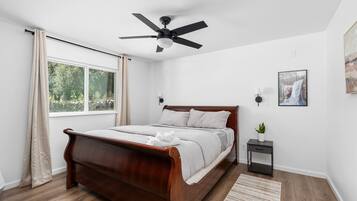 3 chambres, bureau, fer et planche Ă repasser, Wi-Fi gratuit