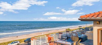 Oceanview Rooftop Patio Overlooking Flagler Beach W Firepit, Game Room, Bikes