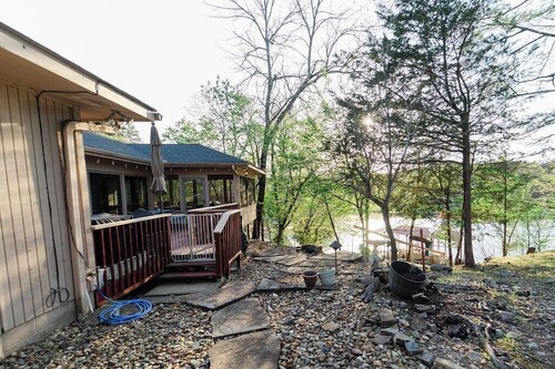 Relax on Lake Balboa!