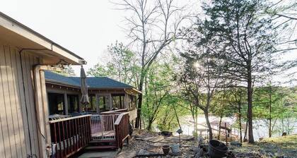 Relax on Lake Balboa!