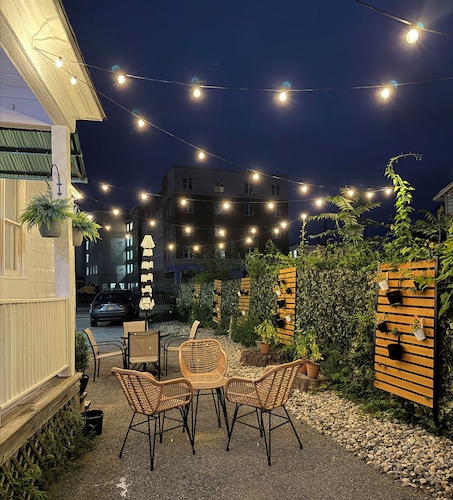 Hip Suite-1st Floor - Arts District/Farmers Mkt/Cafes/Breweries-Near Lake George