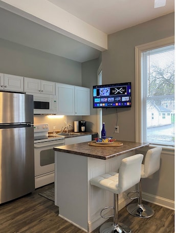 Fridge, microwave, oven, stovetop. Hip Suite-1st Floor - Arts District/Farmers Mkt/Cafes/Breweries-Near Lake George