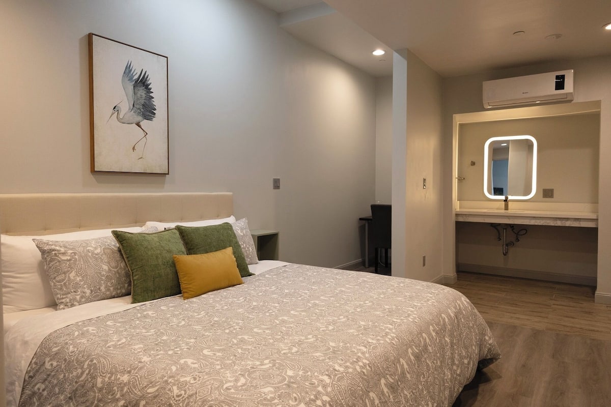 Standard Single Room, Mobility Accessible