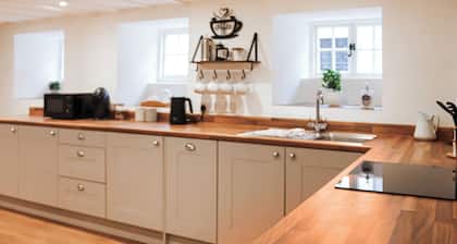 2 bedroom accommodation in Conwy