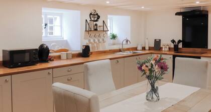 2 bedroom accommodation in Conwy