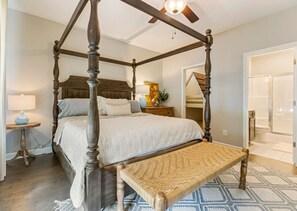 3 habitaciones, tabla de planchar con plancha y cuna de viaje 