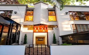 Exterior detail - Lleras Luxury Stay w/ Private Jacuzzi (Medellín)