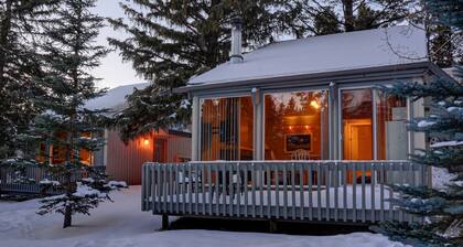 Quiet + Cozy Rockies Condo | Rundle View Balcony!