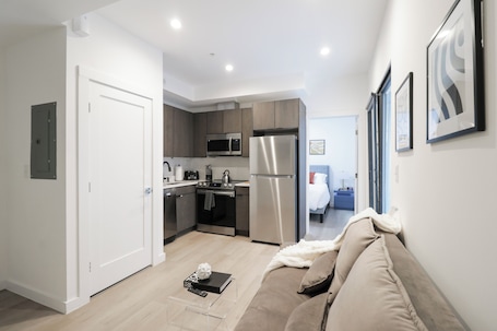 Unit 2: Cozy 1-Bed in the heart of Dc