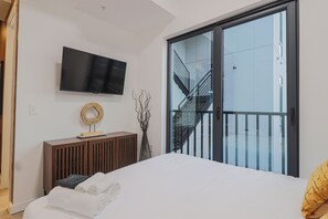 2 soverom, skrivebord og wi-fi