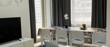 5 habitaciones, wifi y ropa de cama