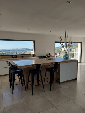 Interior - Villa Lecci Lodge (Lecci)