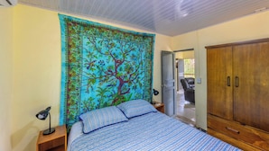 Unclassified image, 5 of 31, button - Chill Surf Getaway, 1 Min Walk to the Beach (Parrita)