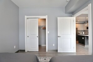 2 chambres, fer et planche à repasser, Wi-Fi, literie fournie