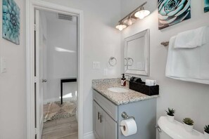 シャワー、ヘアドライヤー