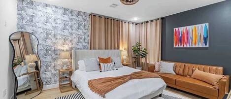 3 bedrooms, iron/ironing board, travel cot, WiFi