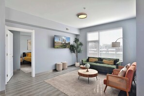 TV, offices - The South Campus Loft (Columbus)