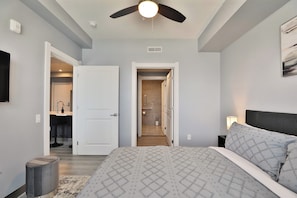 2 bedrooms, iron/ironing board, WiFi, bed sheets