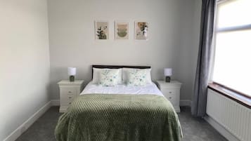 Quadruple Room, Shared Bathroom