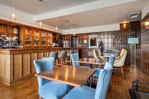 Bar (in der Unterkunft)