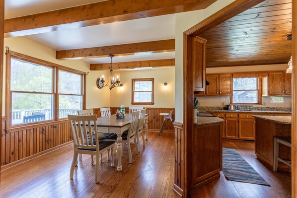 Dining - Riverbank Retreat - Hot Tub, Game Room, & Fantastic River Access (Jefferson)